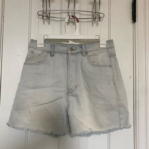 ROLLA'S Light Wash Jean Shorts